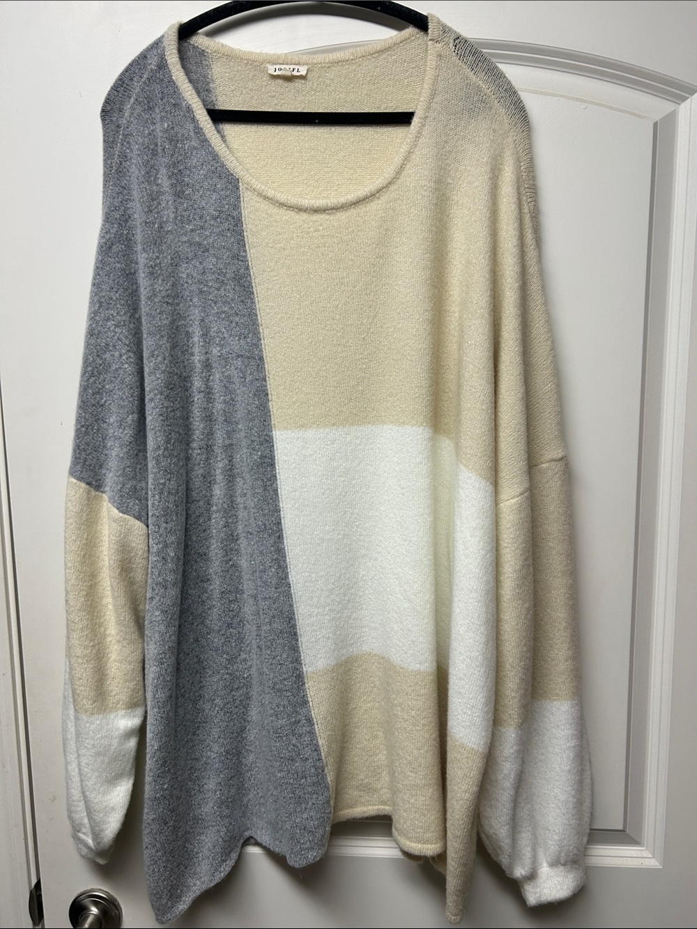 Jodifl slouchy fit lightweight fall sweater